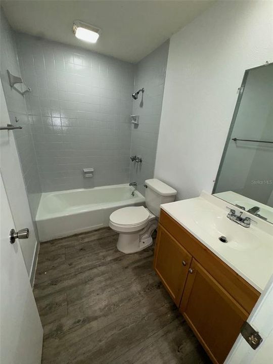 最近租的: $1,279 (2 贝兹, 1 浴室, 1200 平方英尺)