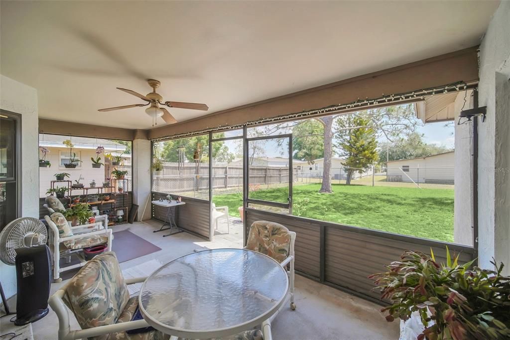 Active With Contract: $280,000 (3 beds, 2 baths, 1460 Square Feet)