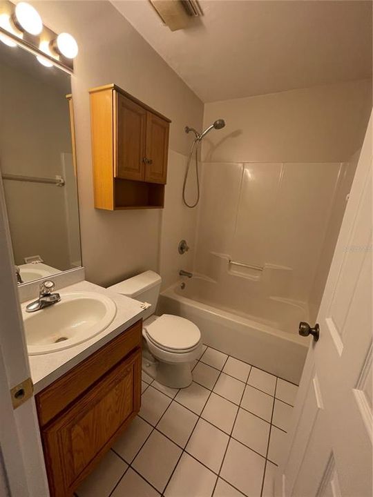 最近租的: $2,000 (3 贝兹, 2 浴室, 1508 平方英尺)