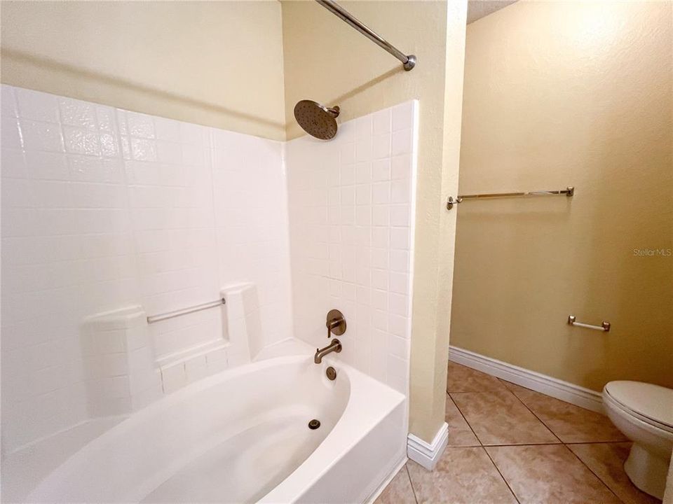 For Sale: $317,500 (2 beds, 1 baths, 980 Square Feet)
