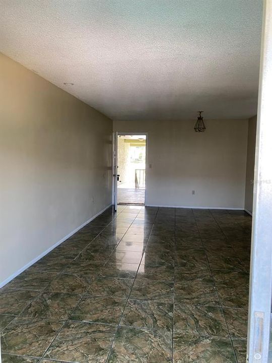 For Rent: $1,635 (2 beds, 2 baths, 897 Square Feet)