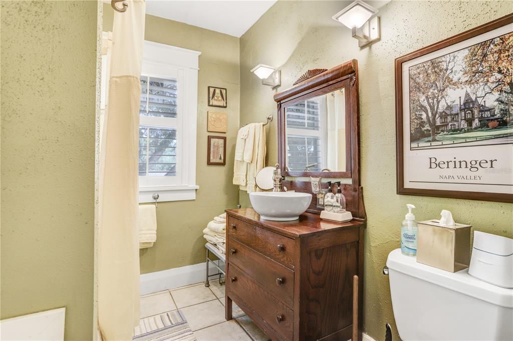 待售: $699,900 (3 贝兹, 2 浴室, 1920 平方英尺)