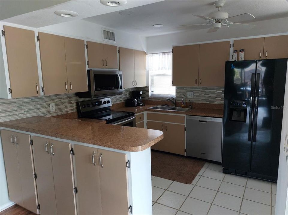For Rent: $1,700 (2 beds, 2 baths, 1209 Square Feet)