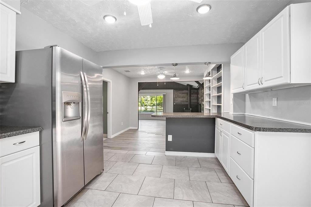 Active With Contract: $379,000 (3 beds, 2 baths, 1764 Square Feet)