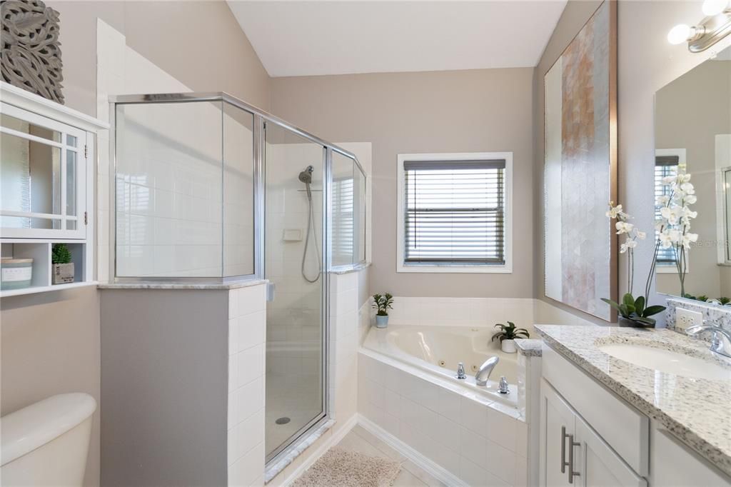 最近售出: $469,000 (3 贝兹, 2 浴室, 1857 平方英尺)