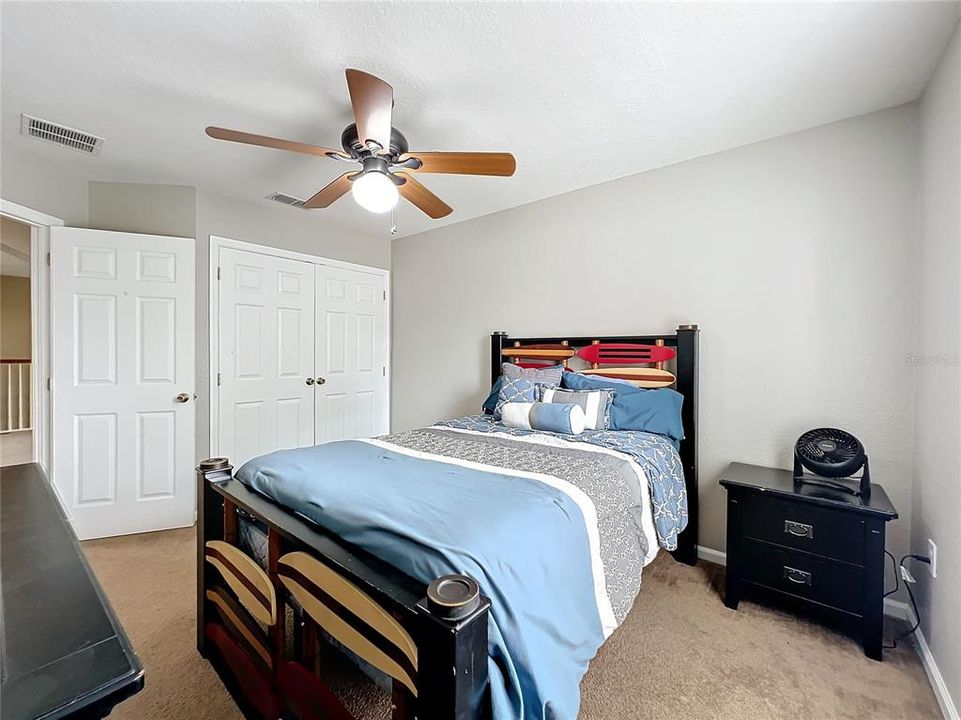 Active With Contract: $389,900 (3 beds, 2 baths, 2165 Square Feet)
