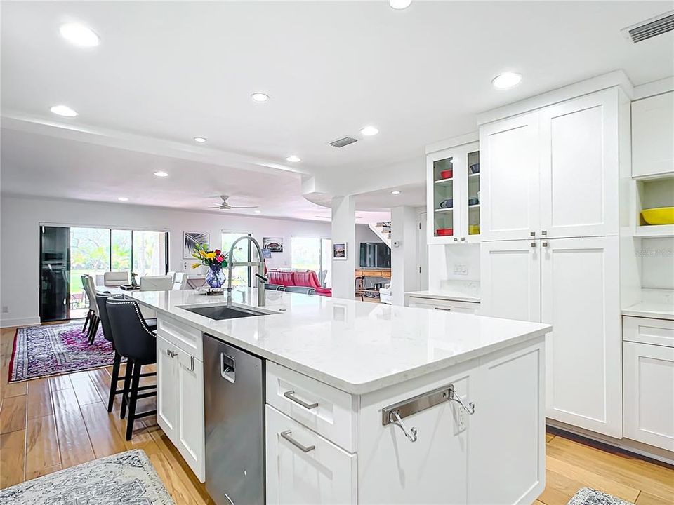 For Sale: $619,900 (3 beds, 2 baths, 2140 Square Feet)