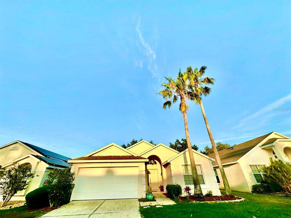 For Sale: $430,000 (3 beds, 2 baths, 1514 Square Feet)