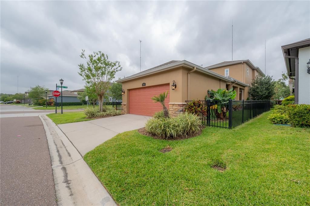For Sale: $559,000 (4 beds, 3 baths, 2340 Square Feet)