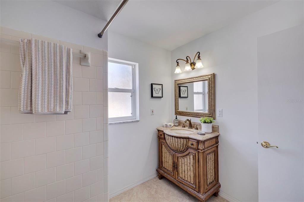 Active With Contract: $499,900 (3 beds, 2 baths, 1897 Square Feet)