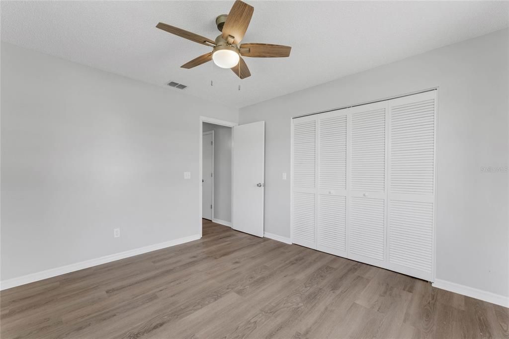 Active With Contract: $335,000 (3 beds, 2 baths, 1280 Square Feet)