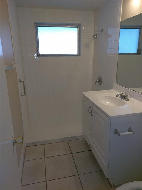 For Rent: $1,525 (2 beds, 1 baths, 1008 Square Feet)