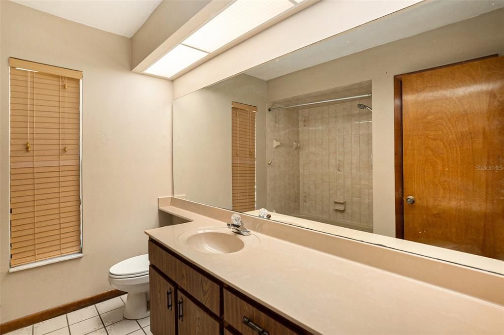 待售: $349,000 (3 贝兹, 2 浴室, 1903 平方英尺)