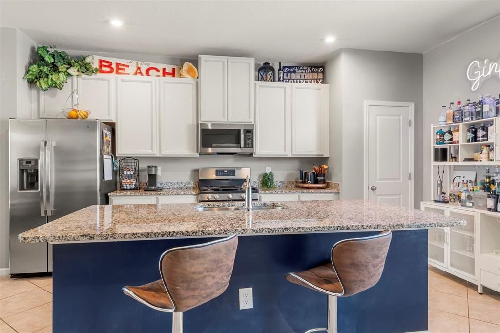 For Sale: $354,900 (3 beds, 2 baths, 1582 Square Feet)