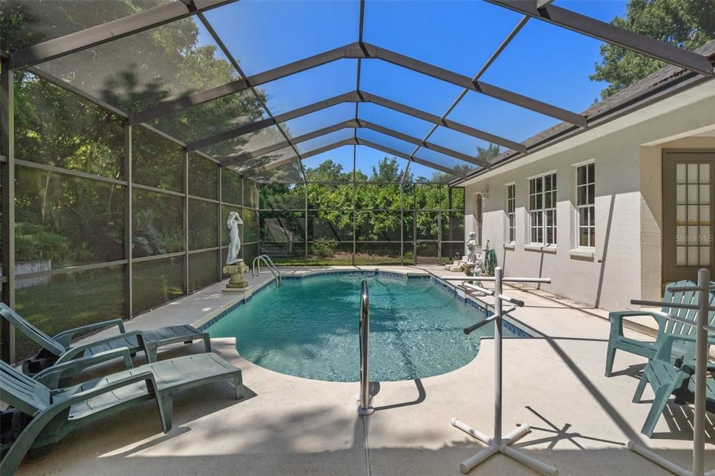 Active With Contract: $499,900 (4 beds, 3 baths, 2867 Square Feet)