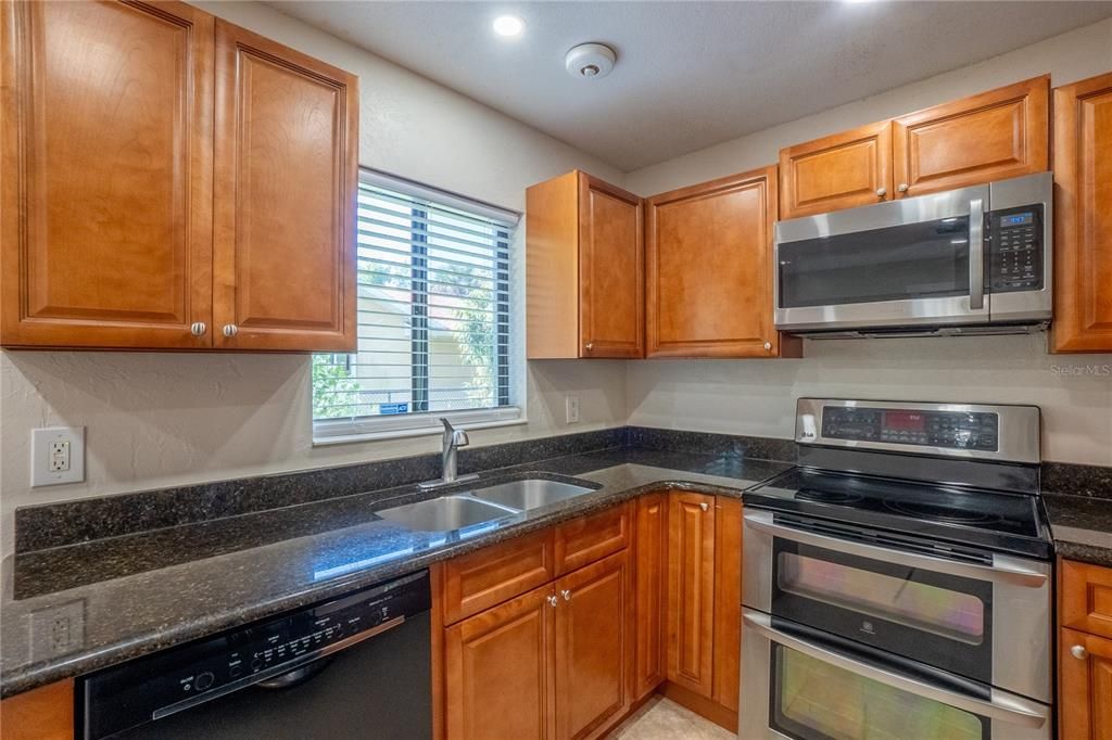 For Sale: $299,900 (3 beds, 2 baths, 1481 Square Feet)