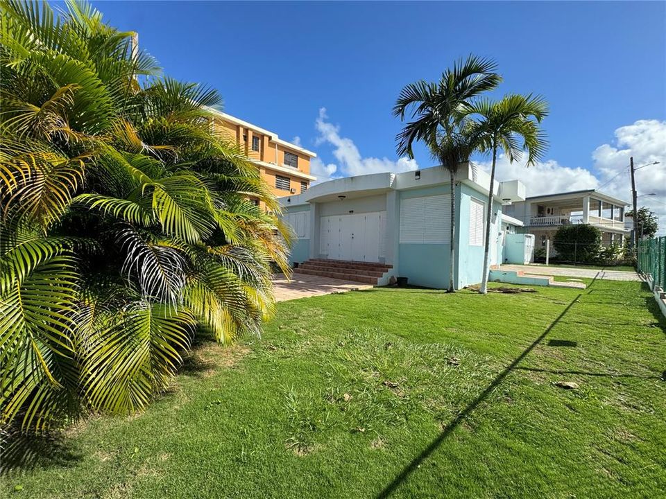 Vendido Recientemente: $299,000 (4 camas, 2 baños, 1598 Pies cuadrados)