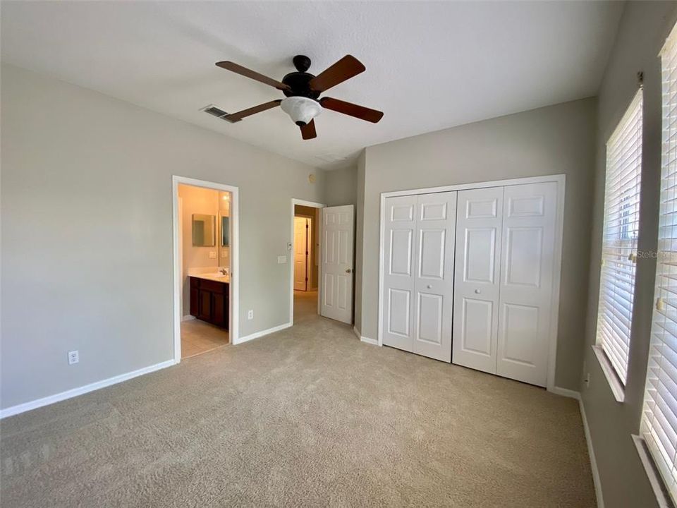 Active With Contract: $3,200 (4 beds, 3 baths, 2820 Square Feet)