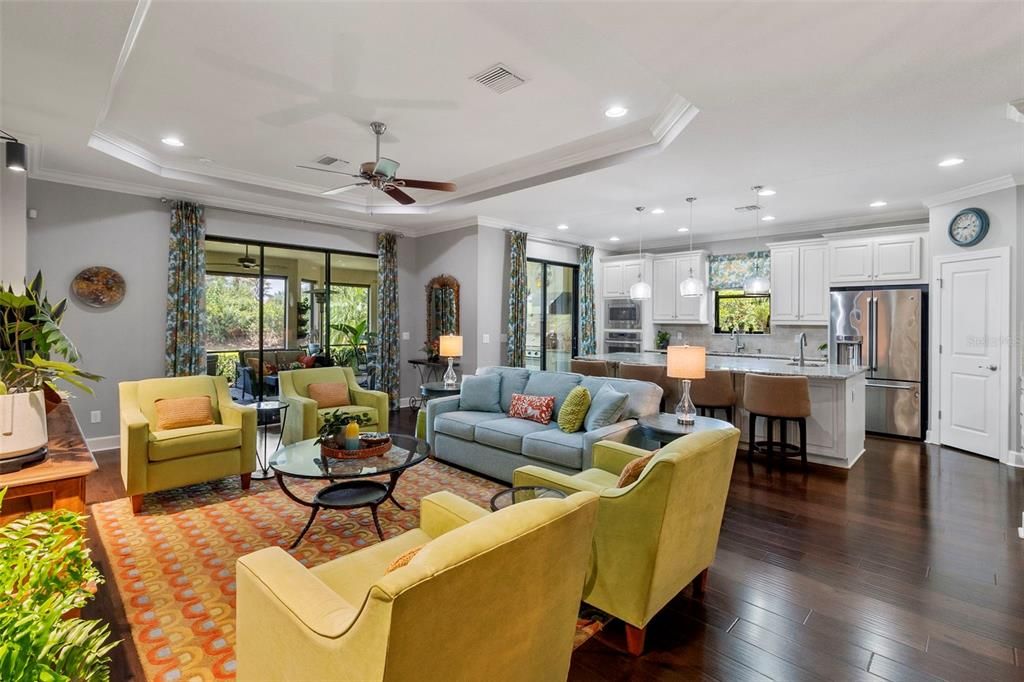 Active With Contract: $798,000 (3 beds, 3 baths, 2275 Square Feet)