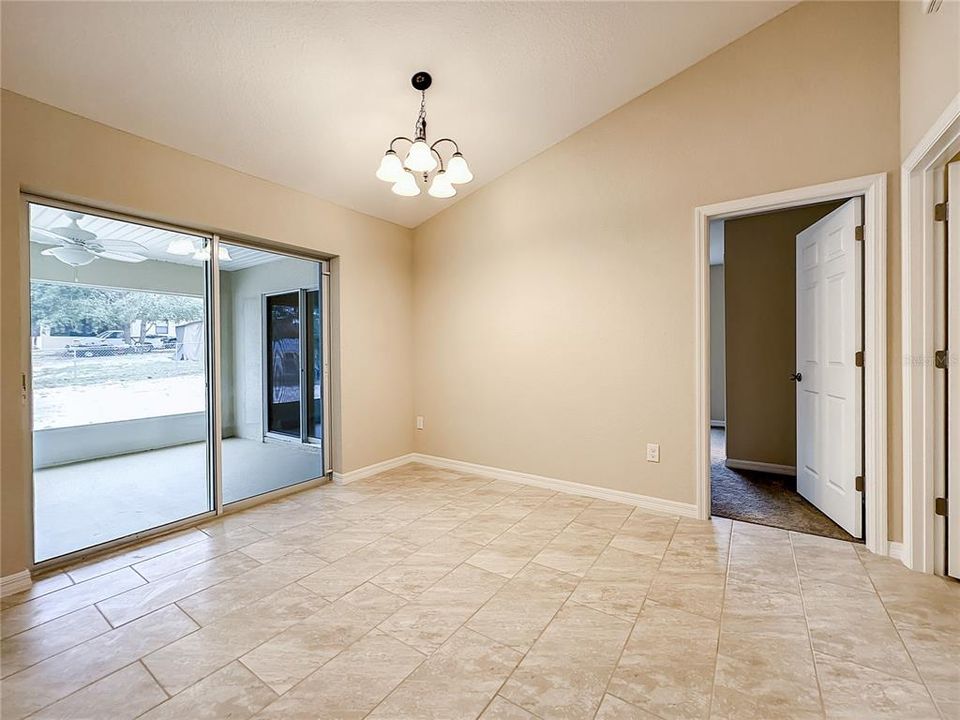 For Sale: $287,500 (3 beds, 2 baths, 1445 Square Feet)