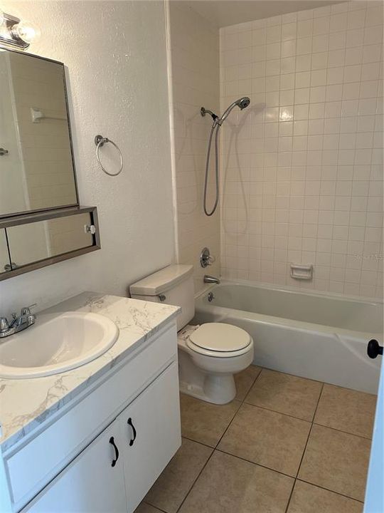 For Sale: $155,000 (2 beds, 2 baths, 1148 Square Feet)
