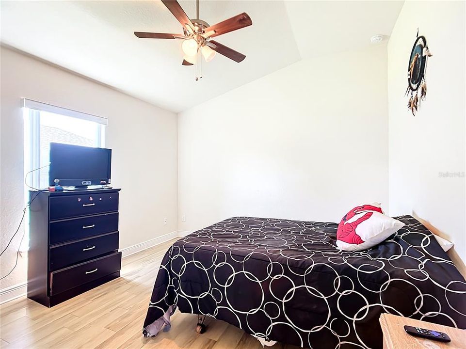 For Sale: $310,000 (4 beds, 2 baths, 1654 Square Feet)