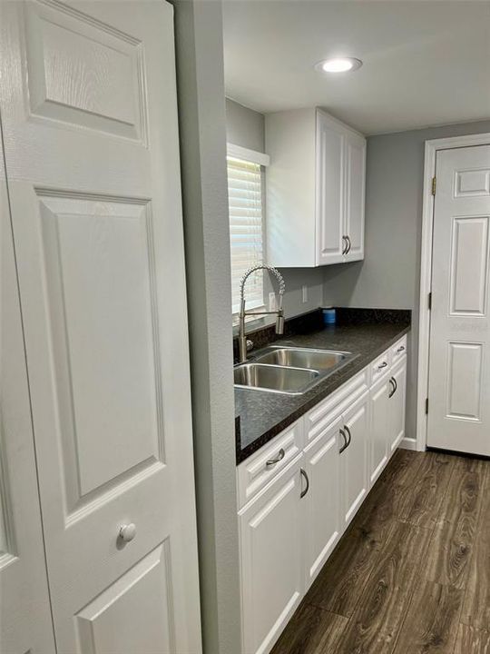 Recently Rented: $1,400 (1 beds, 1 baths, 628 Square Feet)