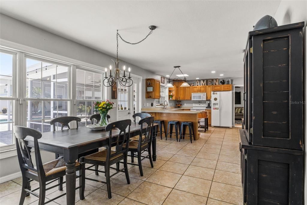 Active With Contract: $589,900 (4 beds, 2 baths, 2398 Square Feet)
