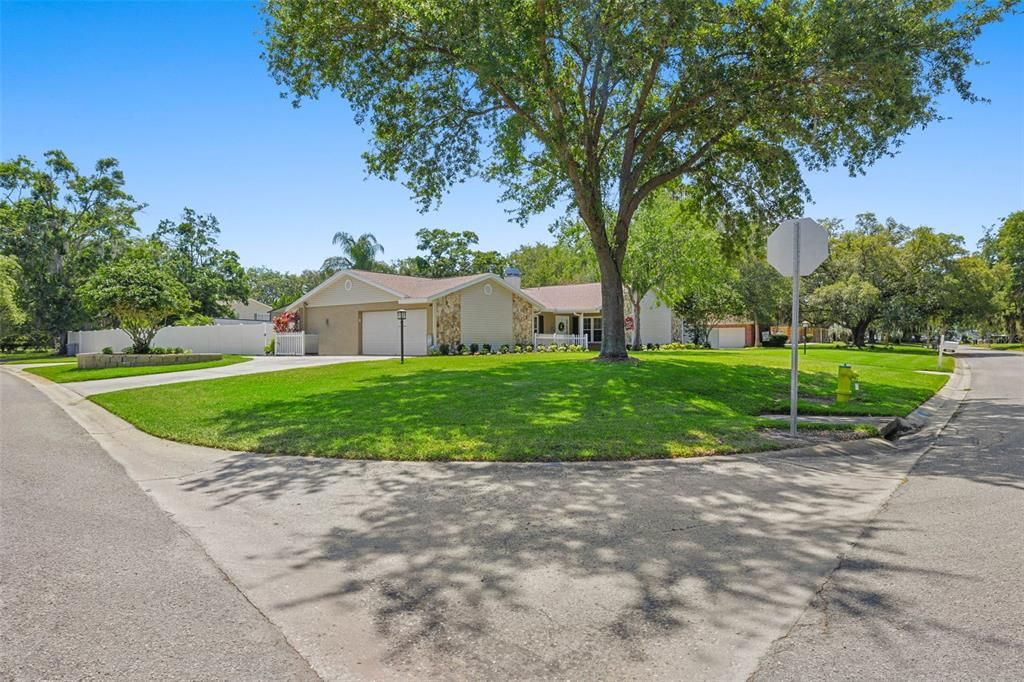 Active With Contract: $589,900 (4 beds, 2 baths, 2398 Square Feet)