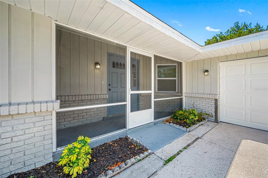 Recently Sold: $279,000 (2 beds, 2 baths, 1577 Square Feet)