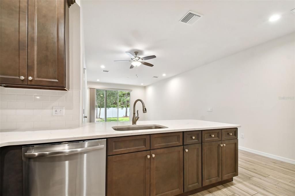 For Sale: $460,000 (3 beds, 2 baths, 1603 Square Feet)