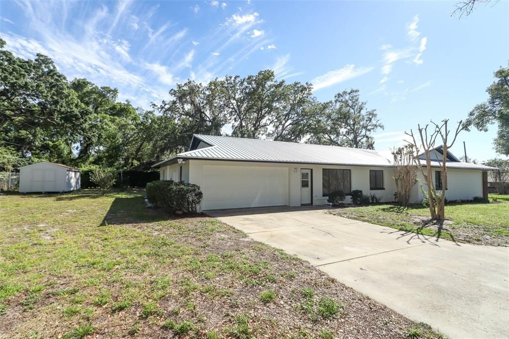 Active With Contract: $524,900 (4 beds, 2 baths, 2495 Square Feet)