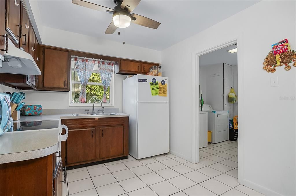 For Sale: $260,000 (4 beds, 2 baths, 1474 Square Feet)
