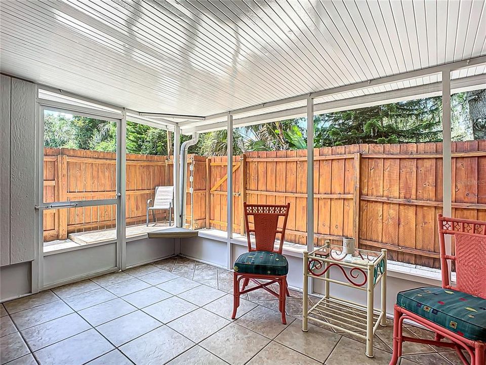 Large Screened in Porch