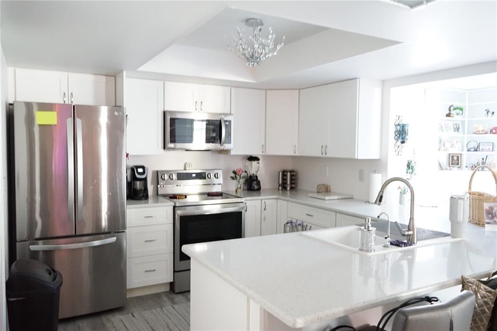 For Sale: $245,000 (2 beds, 2 baths, 1657 Square Feet)