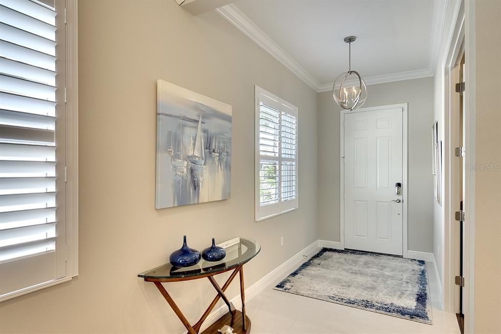 Active With Contract: $1,000,000 (3 beds, 2 baths, 2427 Square Feet)