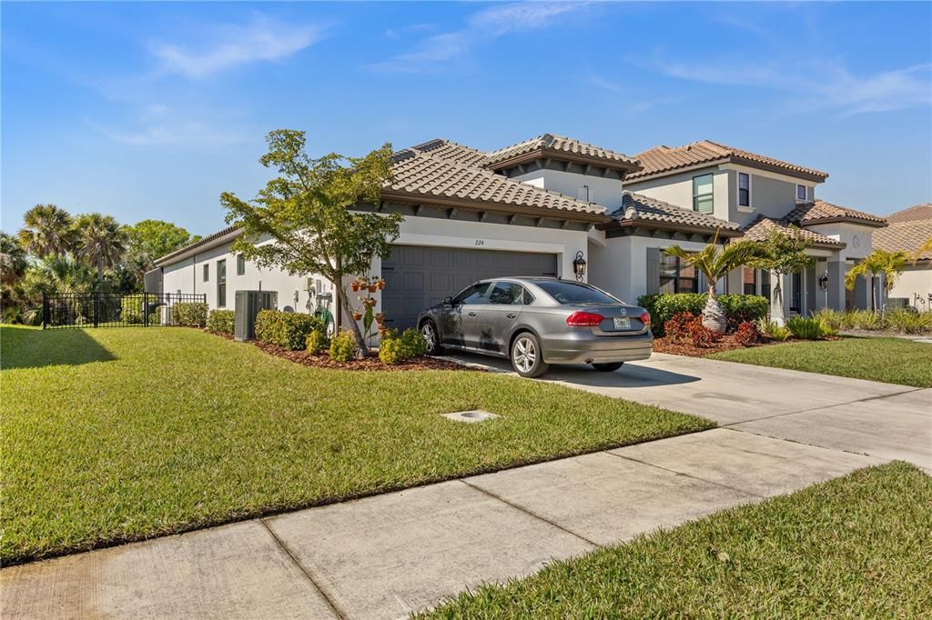 Active With Contract: $3,600 (4 beds, 3 baths, 2332 Square Feet)