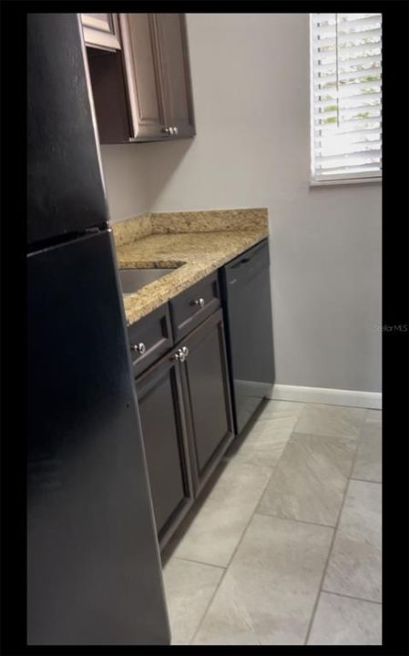 Recently Sold: $185,000 (2 beds, 2 baths, 828 Square Feet)