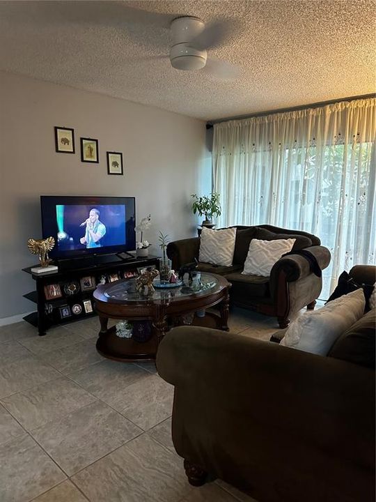 Recently Sold: $185,000 (2 beds, 2 baths, 828 Square Feet)