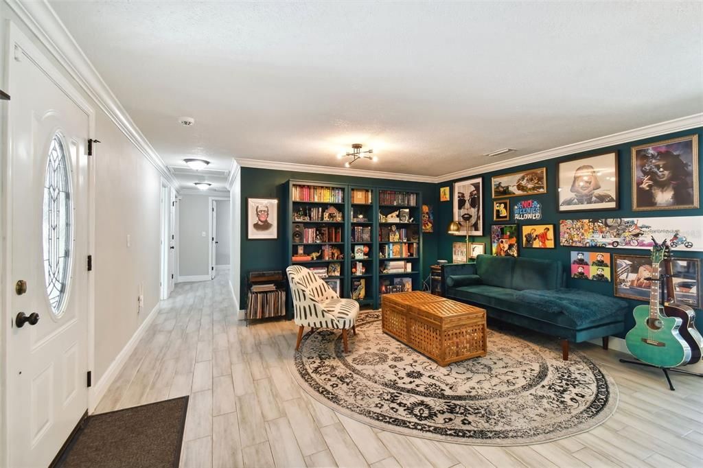 Active With Contract: $575,000 (4 beds, 3 baths, 2285 Square Feet)