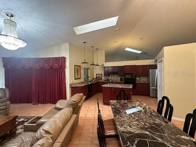 For Sale: $380,000 (4 beds, 2 baths, 2558 Square Feet)