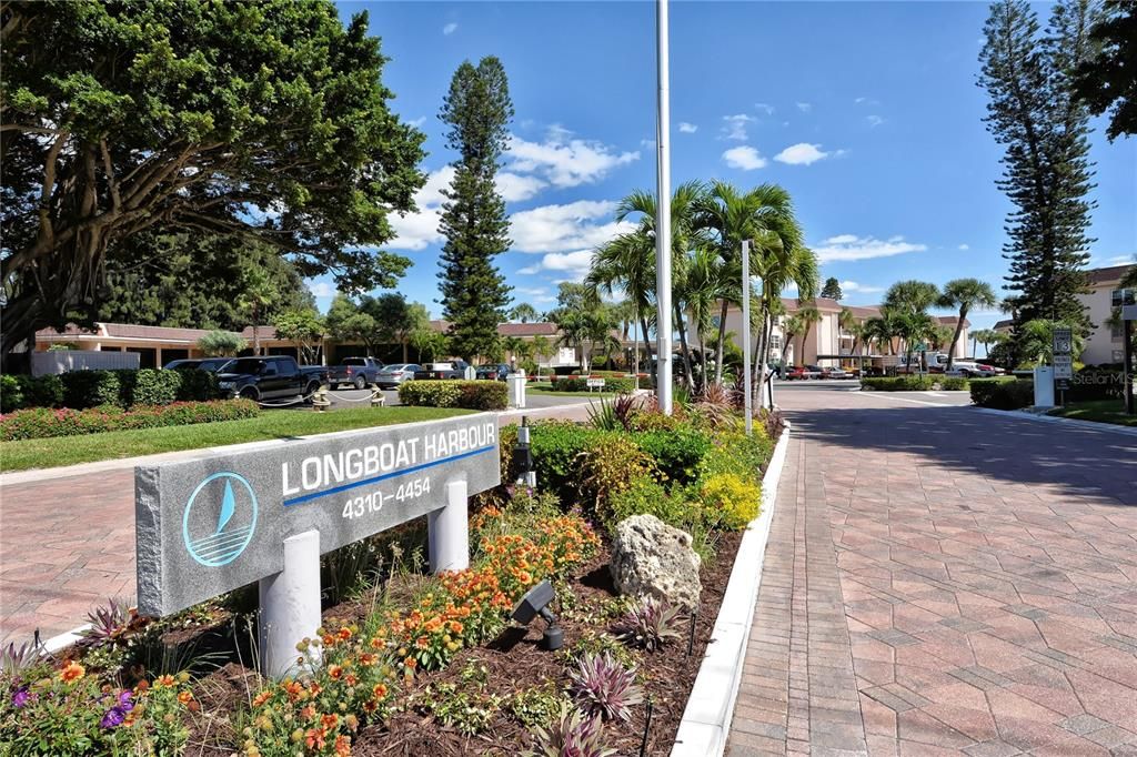 Entrance way to Longboat Harbour