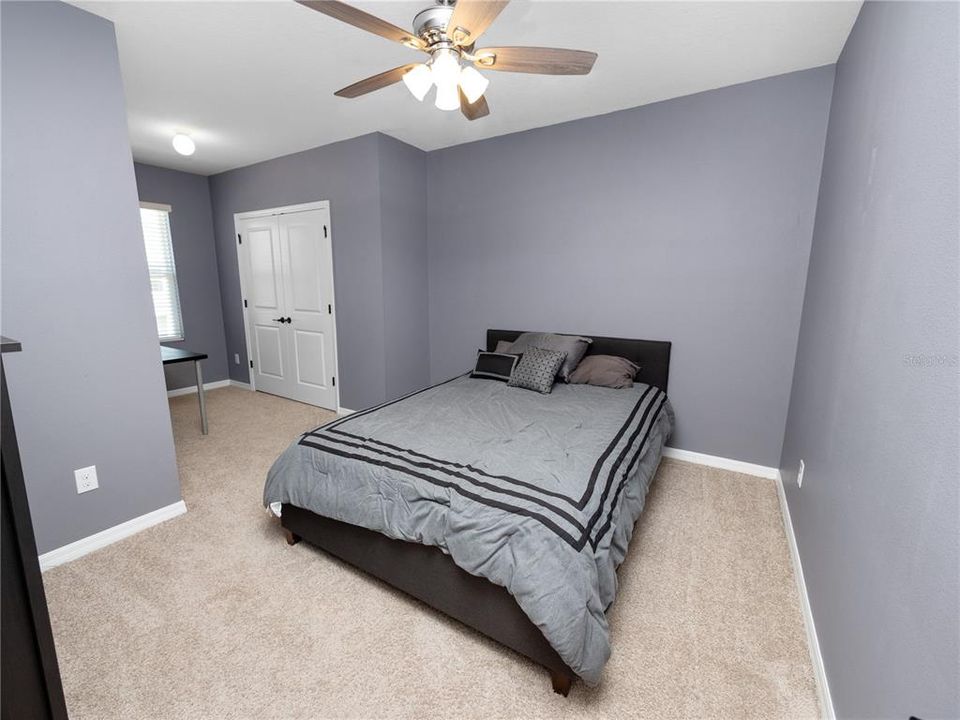 For Sale: $329,000 (3 beds, 2 baths, 1707 Square Feet)