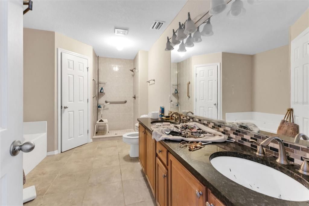 Active With Contract: $359,999 (4 beds, 2 baths, 2145 Square Feet)