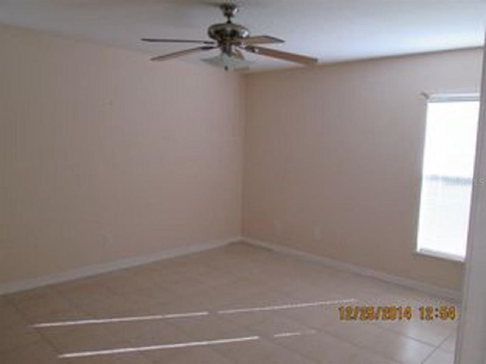 For Rent: $2,300 (4 beds, 2 baths, 1808 Square Feet)