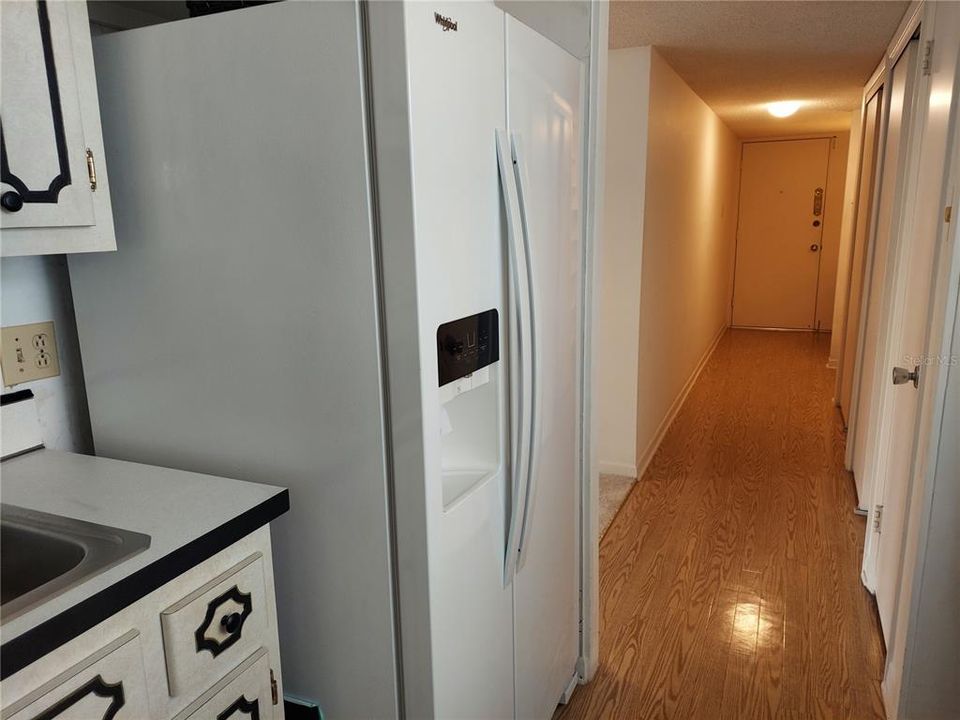 For Rent: $1,450 (2 beds, 2 baths, 1384 Square Feet)