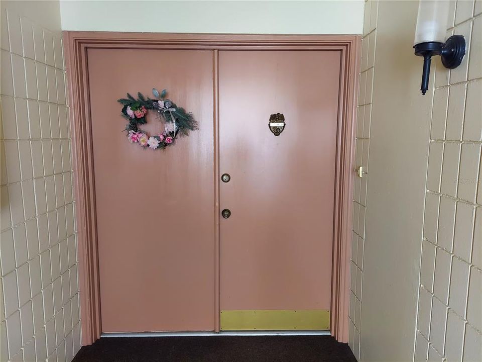 DOUBLE ENTRY DOORS