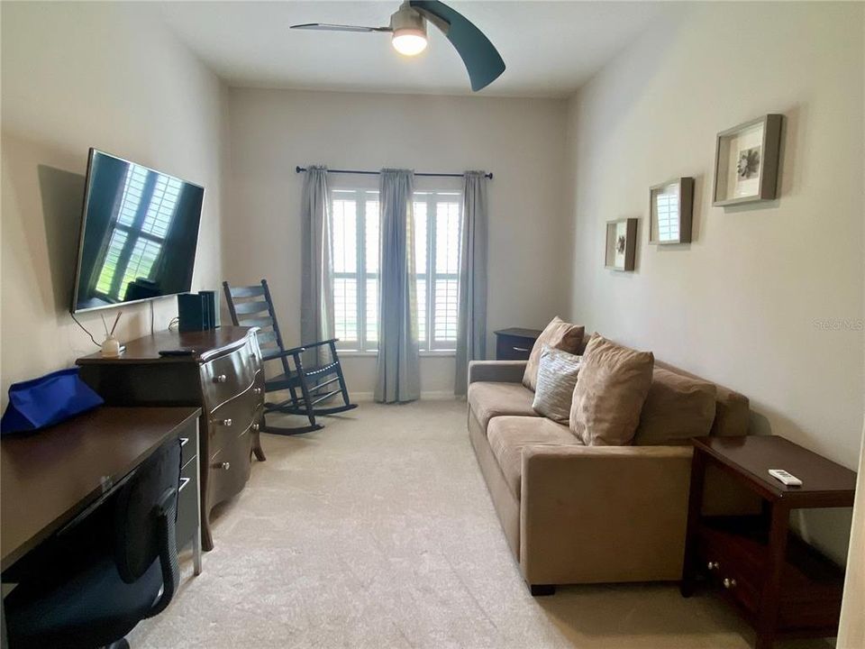 For Sale: $369,500 (3 beds, 2 baths, 1943 Square Feet)