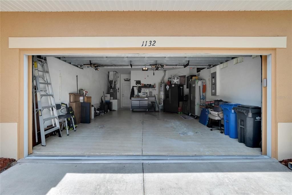Full 2-car garage