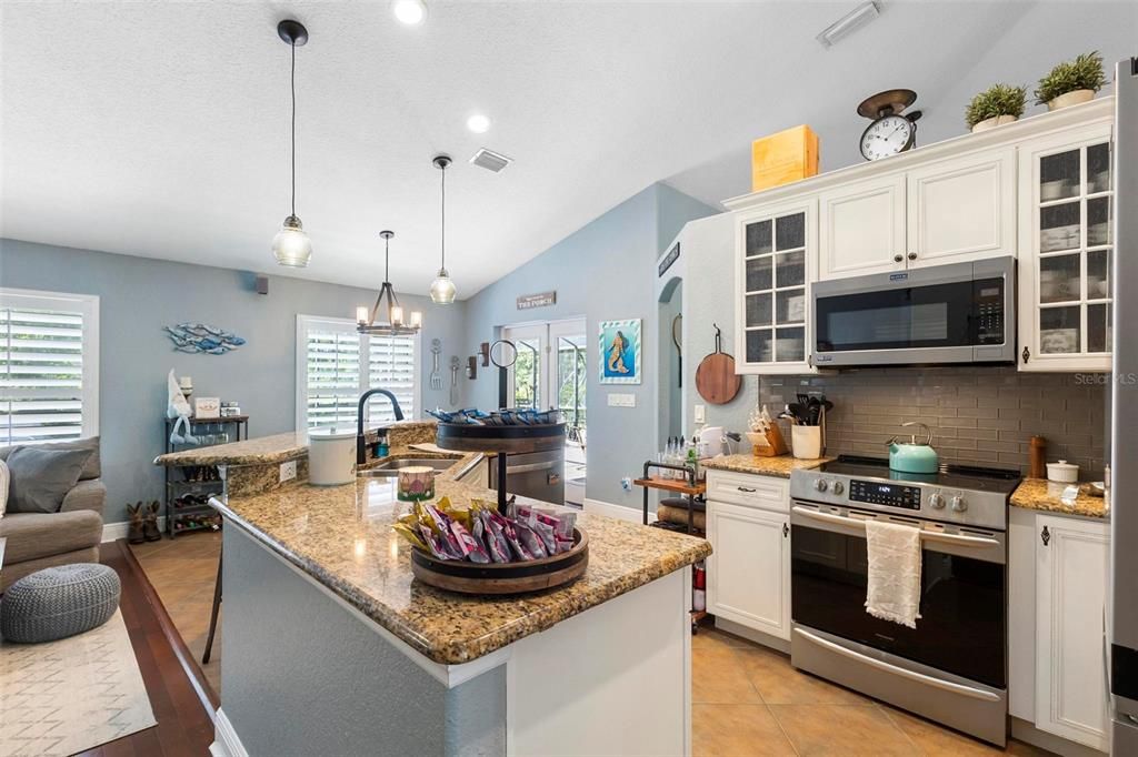 Active With Contract: $879,900 (4 beds, 3 baths, 2101 Square Feet)